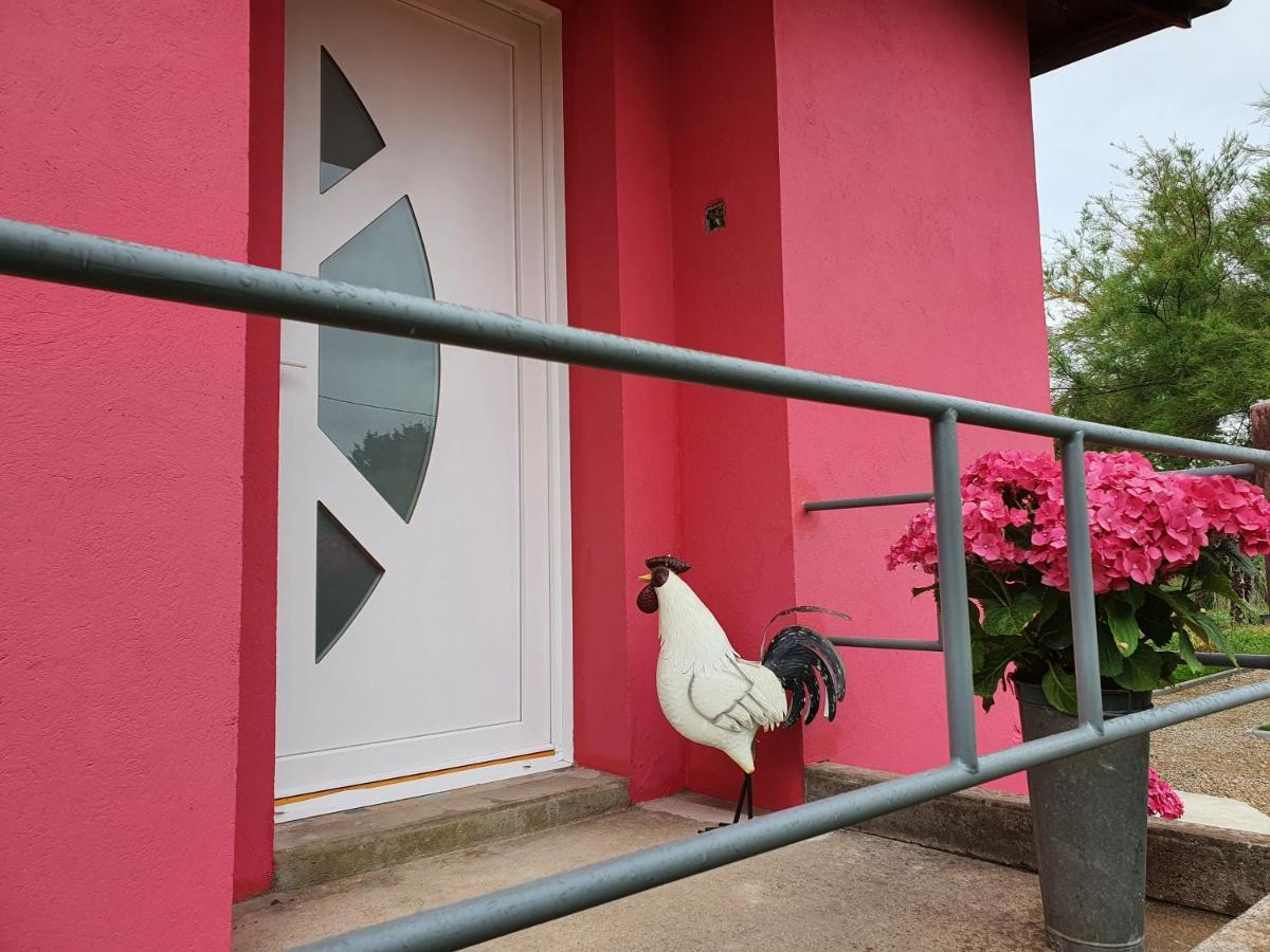 Gite De La Maison Du L.A.C Simard Luaran gambar