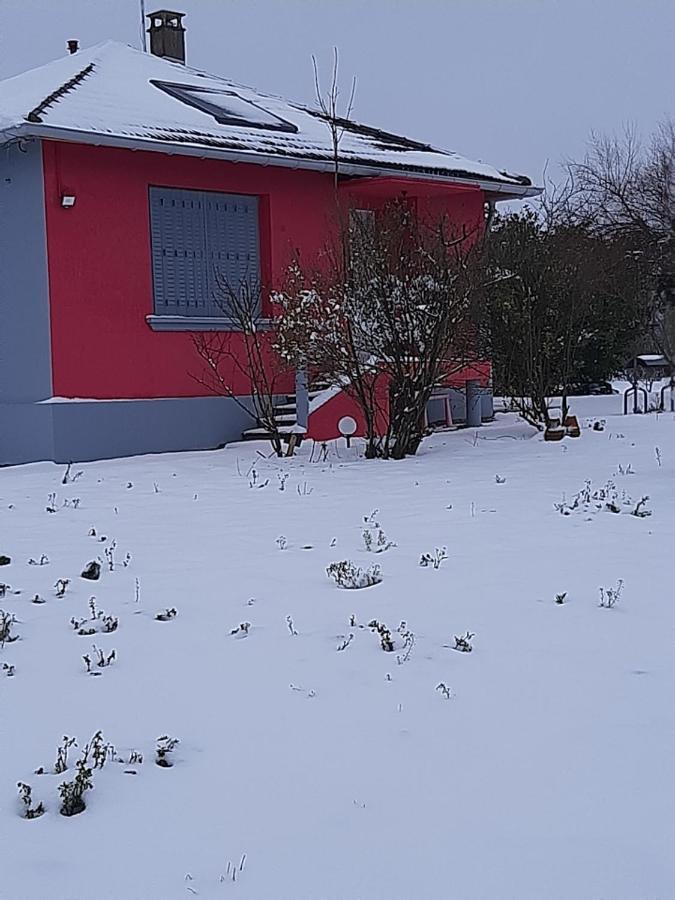 Gite De La Maison Du L.A.C Simard Luaran gambar